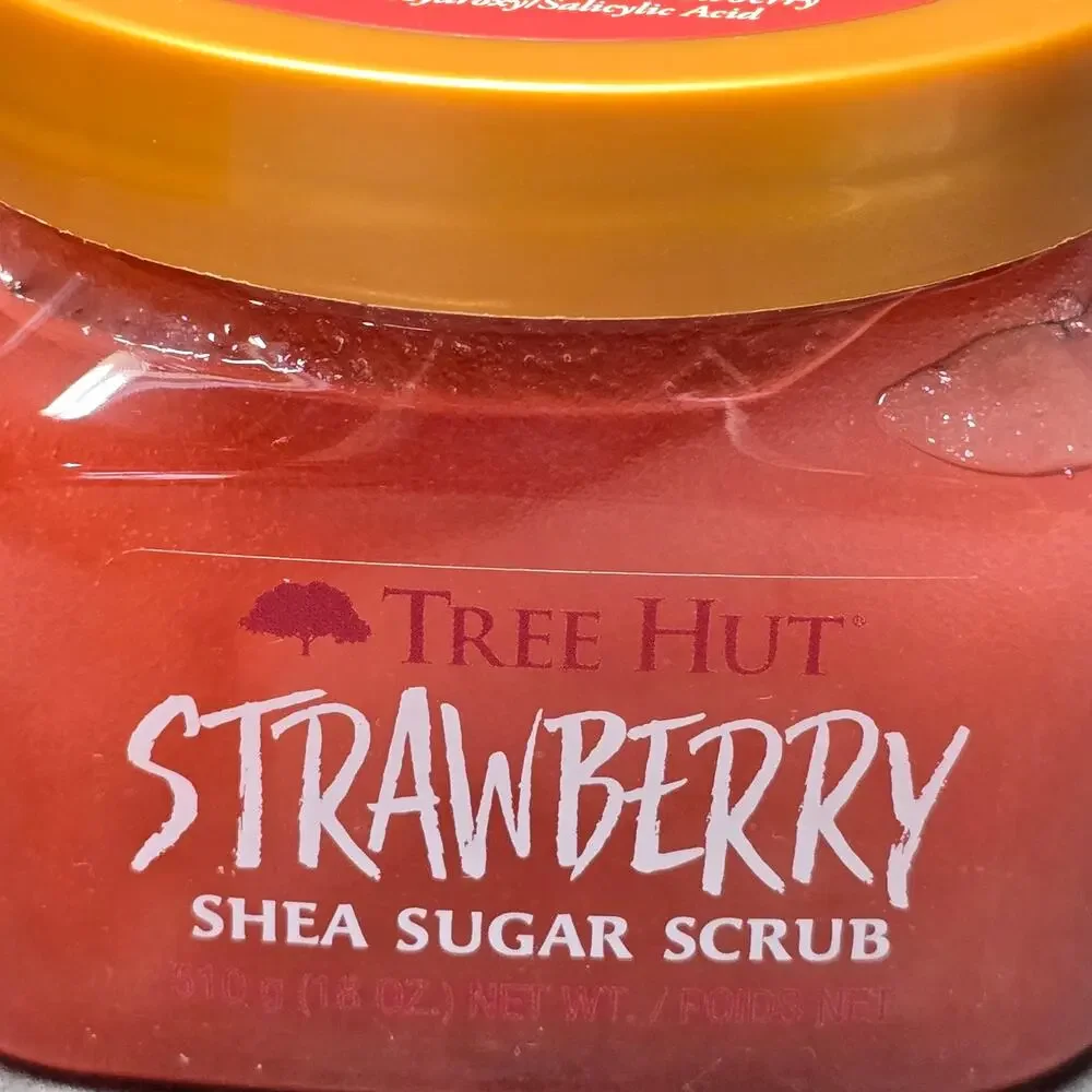 TREE HUT Strawberry Shea Sugar Scrub 18 oz | Exfoliating Body Care Set of 2